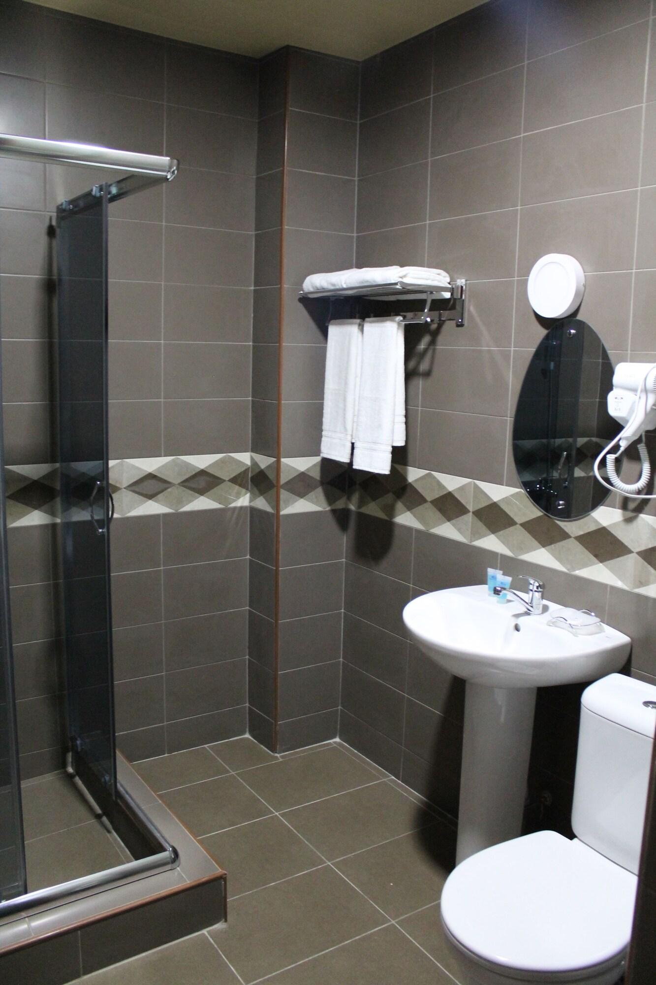 Rogalux Blue Hotel Tbilisi ภายนอก รูปภาพ
