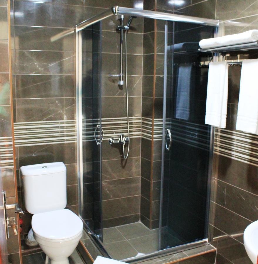 Rogalux Blue Hotel Tbilisi ภายนอก รูปภาพ