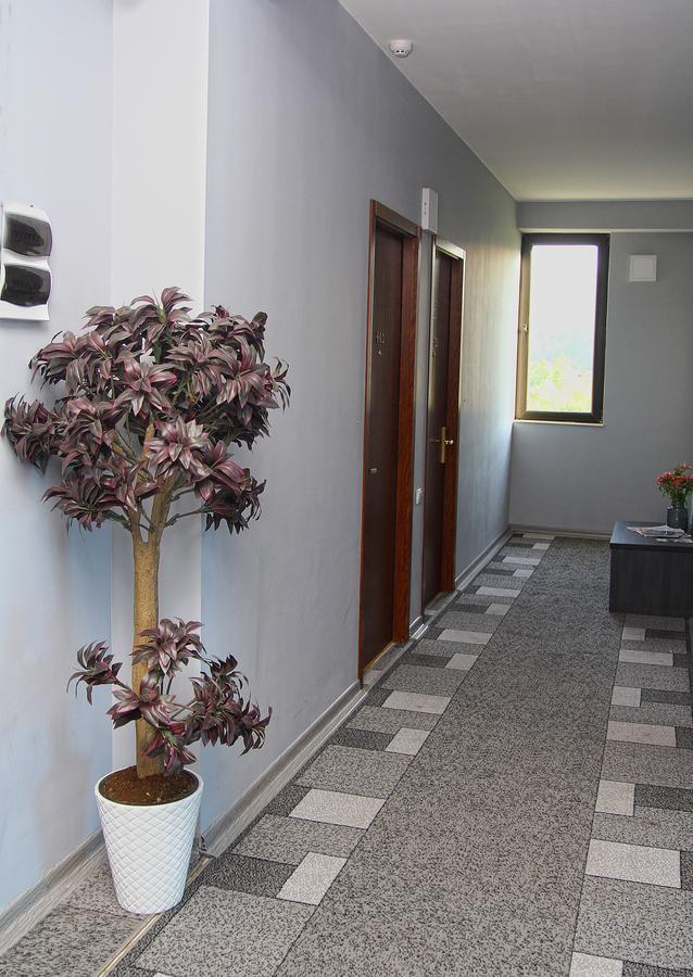 Rogalux Blue Hotel Tbilisi ภายนอก รูปภาพ