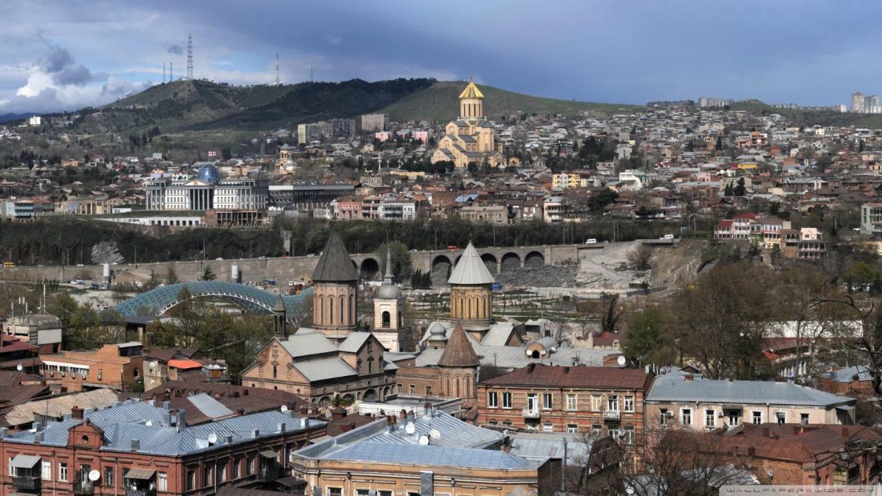 Rogalux Blue Hotel Tbilisi ภายนอก รูปภาพ